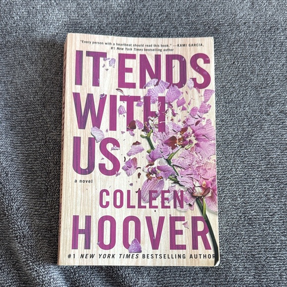 Other - 'It Ends With Us' Novel - Purple Cover